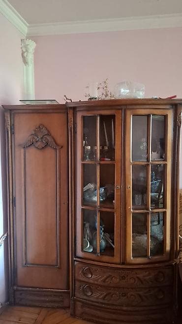 bufet: Mebel növü: Taxta vitrīnli bufet-garderob dəsti Təsvir: - Təbii — 1