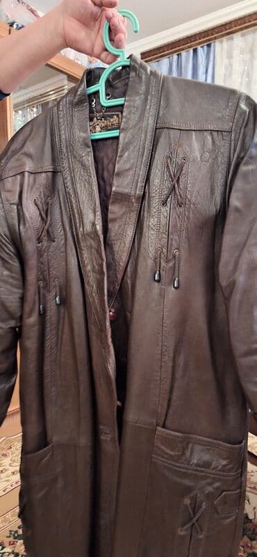 женский плащ новая: Layka plaş. Deyerinden cox ucuz qiymete. evde elave yer tutur deye — 3