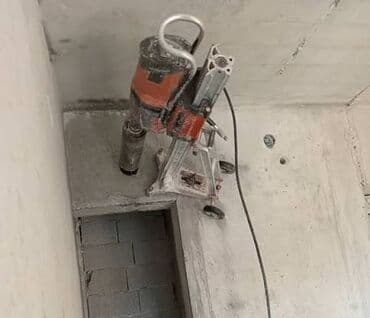 seyf qapi: #Betonkesme #betondeşmə Beton kubik kərpic - dən kəsim deşim — 7