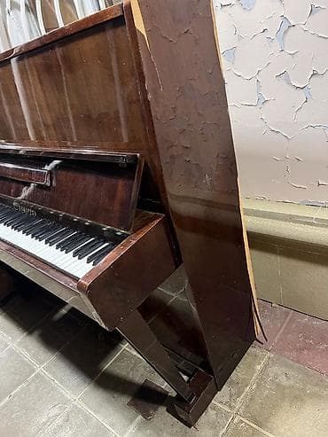gitara qara: Upright pianino “Belarus” - Model: “Беларусь” upright pianino - — 1