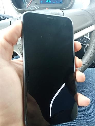 telefon iphone 11: IPhone 11, Qara, Face ID — 1