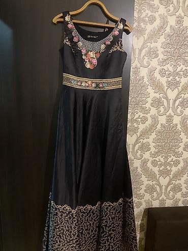 toy sumkasi: Qadınlar üçün zərif geyim donu - Rəng: qara - Üst hissədə və bel — 1