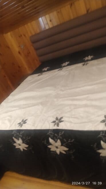 Yataq üçün Yeni rəng - Qara Yataq örtüyü, Ünvandan götürmə — 2