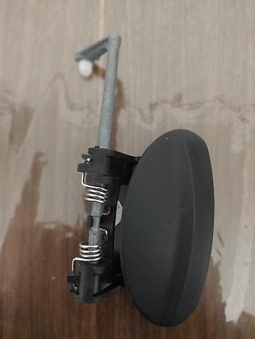 lran khodro: Ön sol, Iran Khodro Runna — 1