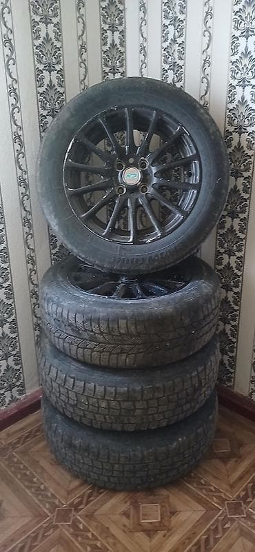 4 ədəd qış şini və disk dəsti - Ölçü: təxmini R15/R16 (şəkildən
