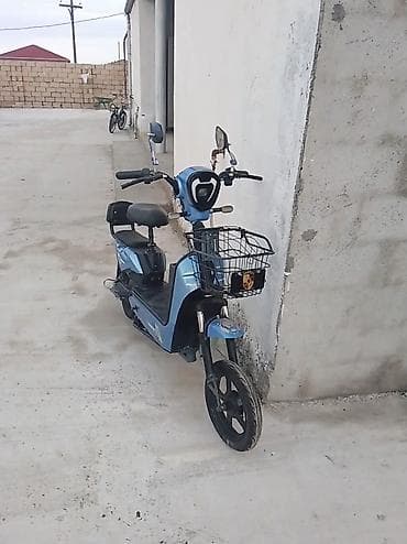 Satılır 1 2 problemi var diyə ucuz qiymətə satılır barter mümkündür