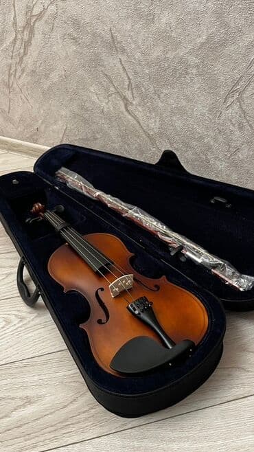 Gitaralar: Skripka dəsti - Korpus: klassik qəhvəyi laklı ağac, iki “f” deşiyi — 2