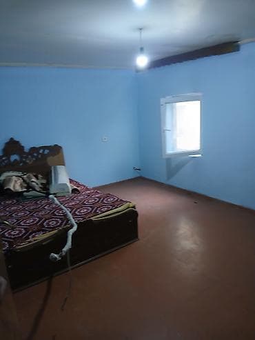 kiray: Mehdiabadda kommunal daxil 300 manata 2 otaqli ev kiraye verilir. Evdə — 4