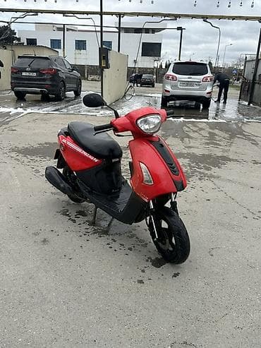 Мопеды, скутеры: - ZigZag, 50 см3, 2023 год, 14000 км — 2