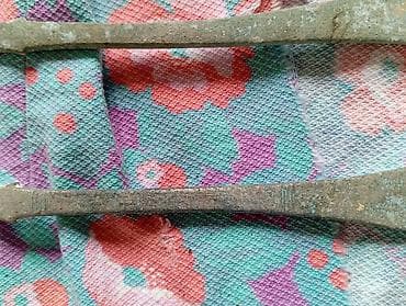 qedimi sufreler: Məhsul: Antik süfrə dəsti (3 ədəd) Təsvir: - 1 ədəd bəzəkli çəngəl və — 4