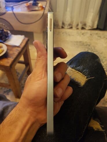 taxta biti nece mehv etmek olar: Honor X8a, 128 ГБ, цвет - Серебристый, Две SIM карты — 2