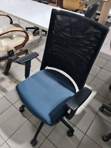 işlənmiş kreslolar: İşlənmiş, Təkərli, Qolları tənzimlənir, Parça — 4