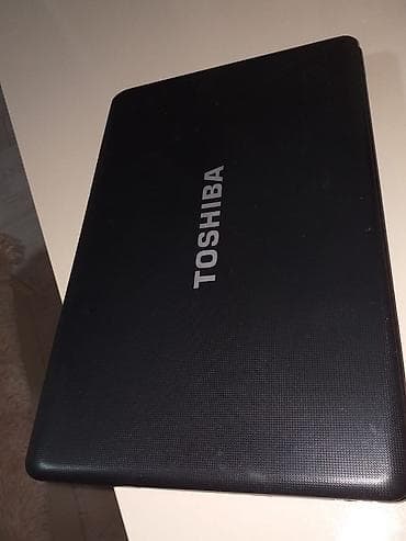 Toshiba noutbuk - Model: Toshiba Satellite seriyası (15.6" ekran) -