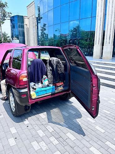 qazel yük daşıma: Toyota RAV4: 2 l | 1994 il Krossover — 10