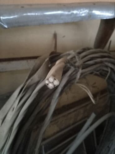 elektron metrə: Salam 3 faza alminium 2.5 rus isdesali cox kefiyetli metresi 5 m 100 — 5