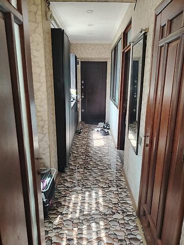 gencede ev: Bakı, Yasamal, 3 otaqlı, Köhnə tikili, m. Elmlər Akademiyası, 120 kv. m — 3