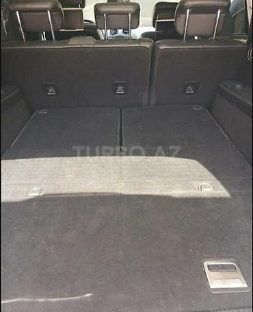 byd təkər: Mercedes-Benz GL-Class (ağ rəng, tam ölçülü SUV) Xüsusiyyətlər: - — 3