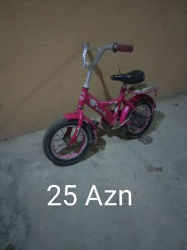 1 3 yaşlı uşaqlar üçün üçtəkərli velosipedlər: Б/у Двухколесные Детский велосипед 12", скоростей: 1, Самовывоз — 1