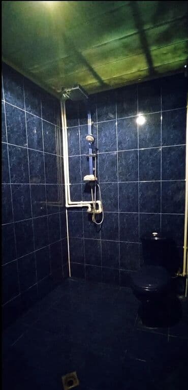 Lincoln: Geniş və işıqlı zal icarəyə təqdim olunur. Xüsusiyyətlər: - Açıq — 9