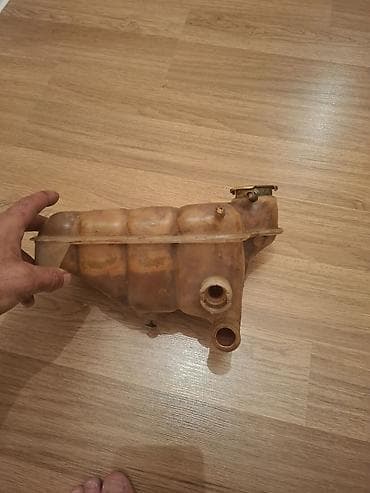 Mersedes su baçoku üstdən çıxma