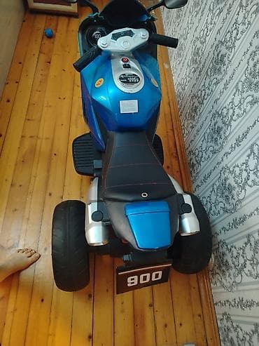 uşaqlar ucun tekerli krosovkalar: Uşaq üçün elektrikli üçtəkərli motosiklet - Rəng: mavi-qara, sport — 3