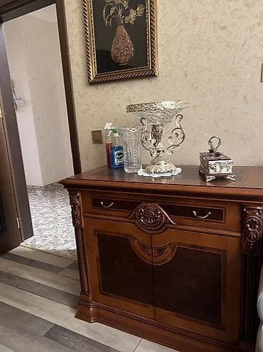 metbex oturacaqlari: Qonaq otağı üçün, İşlənmiş, Açılmayan, Dördbucaq masa, 8 stul — 5