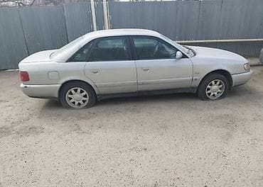Audi A6: 1.9 l | 1996 il Sedan