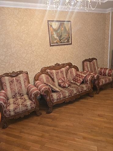 stenka mebel: Kral mebeldən 20000 usd alınıb. Klassik üslubda qonaq otağı üçün mebel — 6