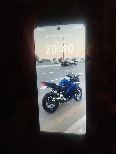 iphone 16 ikinci əl: Məhsul: Smartfon Xüsusiyyətlər: - Tam ekranlı ön panel, yuxarıda — 1