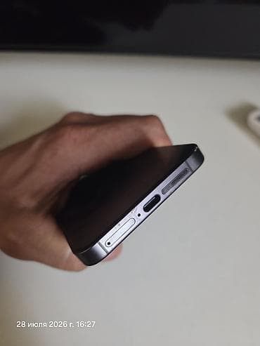 телефон fly nimbus 1: Samsung Galaxy S24, 256 ГБ, цвет - Черный, Гарантия, Сенсорный, Отпечаток пальца — 4