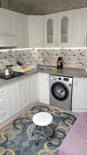 ev bine: Bakı, 8-ci mikrorayon, 3 otaqlı, Köhnə tikili, m. Azadlıq Prospekti, 76 kv. m — 5
