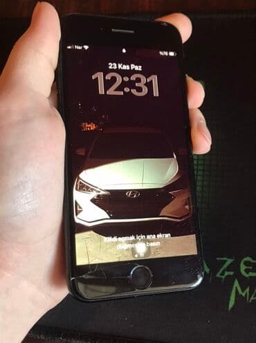 iphone 5d: IPhone SE 2020, 64 GB, Qara, Barmaq izi — 1