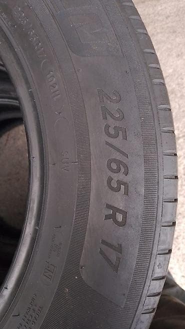 Şin Michelin 225 / 65 / R 17 — 2