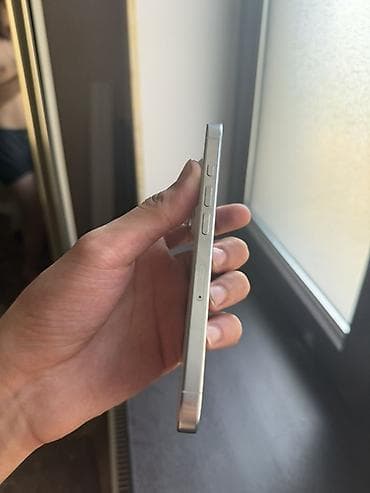 17 pro max planshet: IPhone 16 Pro, 128 ГБ, White Titanium, Гарантия, Беспроводная зарядка, Face ID — 5
