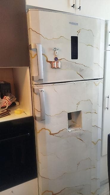 Техника и электроника: Б/у 2 двери Beko Холодильник Продажа, цвет - Белый, С диспенсером — 1