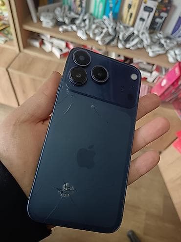 macbook pro 2017: IPhone X — 2