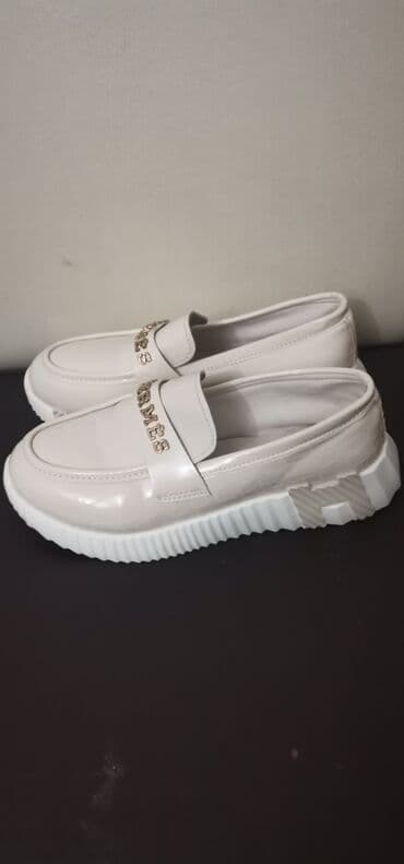 ağ mokasinlər: Ölçü: 36, rəng - Ağ, Yeni — 1