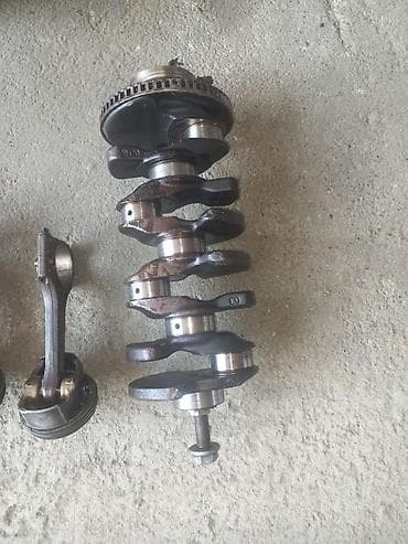 Məhsul: Daxili yanma mühərriki üçün krank mili və 4 ədəd