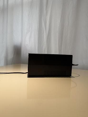 processor core i7: Yeni UPS, < 500 Vt, Rozetkaların sayı - 2 — 3