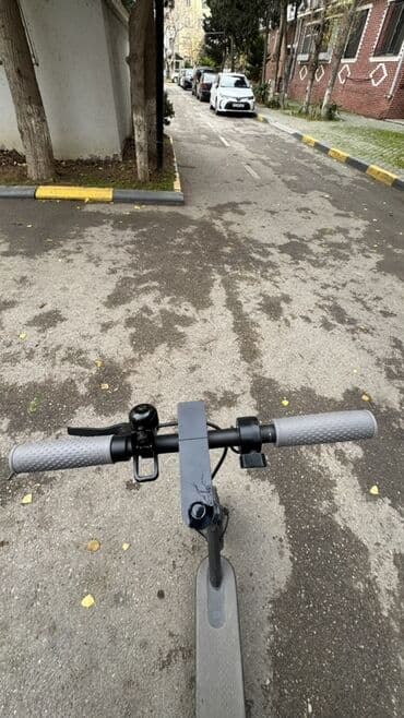 smakat: İşlənmiş Elektrik samokat 8", 351 - 500 Vt, 16 - 25 km/s, Ünvandan götürmə — 5