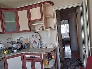 Mənzillər: Bakı, 3 otaqlı, Köhnə tikili, m. Neftçilər, 60 kv. m — 3