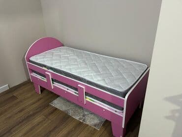 Oğlan və qız üçün, İşlənmiş, Çarpayı, Bazasız, Matras ilə, Siyirməsiz