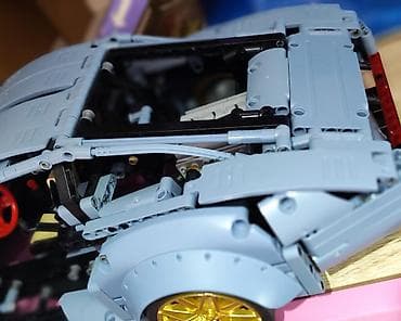 lego technic: Heddinden artiq böyük lego masindi. 250 300 manatarasi qoymeti var — 4