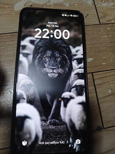 mi12 lite: Xiaomi Mi 11 Lite, rəng - Ağ, 
 Qırıq — 2