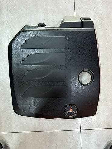 disk mercedes: Məhsul: Mercedes-Benz mühərrik dekor qapağı - Orijinal detal — 1