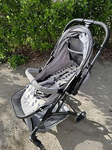 Klassik gəzinti arabası