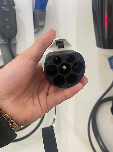 Elektromobil və Plug-in avtomobillər üçün şarj stansiyası. Bağlara — 2