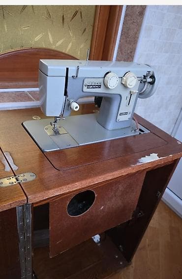 Tikiş maşını Chayka, Mexaniki