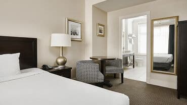 nerimanovda: Hotel bir gun 30 azn — 1