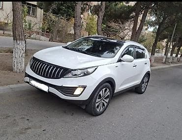 bmw 528 2013: Kia Sportage: 2.4 l | 2013 il Krossover — 4